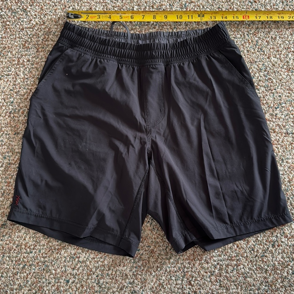 Rhone black men shorts size M